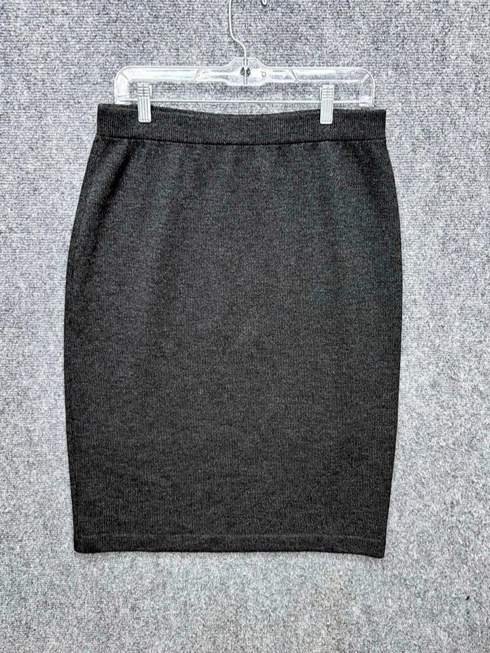 St. John Collection Pencil Skirt Women's size 12 Dark Gray USA